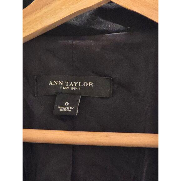 Ann Taylor Double Button Blazer in Black EUC Size 8 - Picture 5 of 5